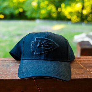 Kansas City Chiefs All Black Arrowhead logo hat, unisex, adjustable, ‘47